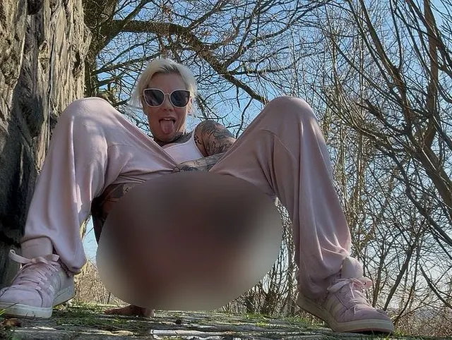 OUTDOOR PISS! Na willst du meine geile Pisse?
