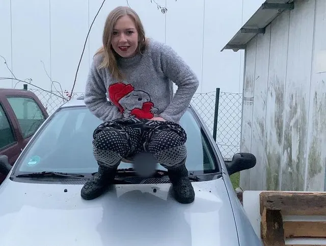 Auto vom Kunden ANGEPISST!!!