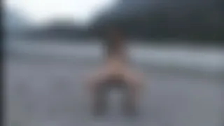 Nude Piss in den Alpen