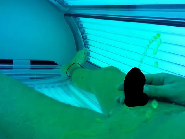 Solarium Bank vollgepisst