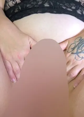 Geil abgespritzt beim Fingern ?