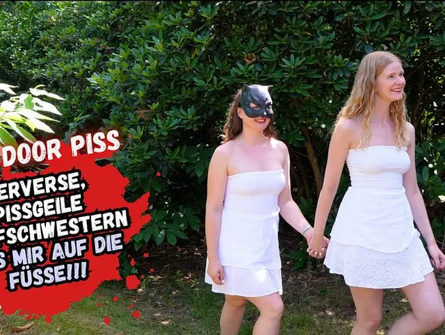 Unschuldige Teen Stiefschwestern Pissen sich gegenseitig auf die Füße!