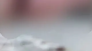 squirten geil nass alleine im Hotel wenn kein Schwanz da ist muss der Dildo her