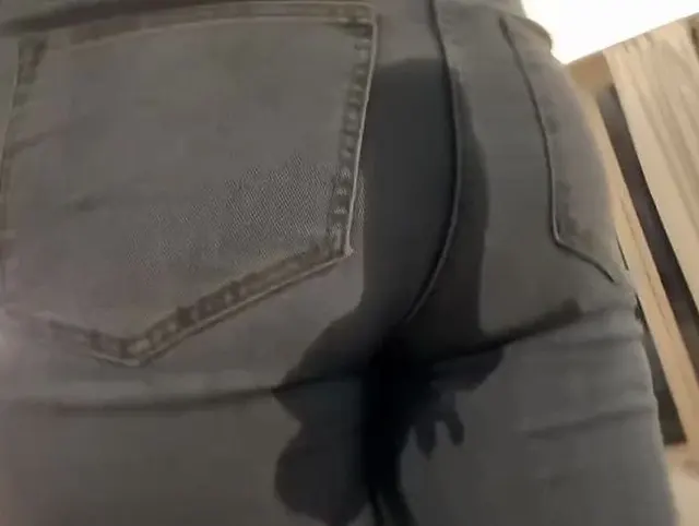 10+ heiße NS/pissen Videos! Pee fetish compilation