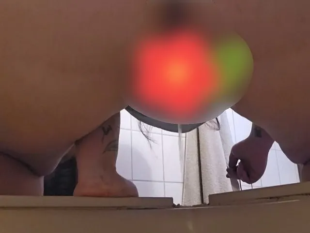 Darf ich dein Piss Luder sein ... Ich pisse wie ein Mann im stehen und liebe es (Kein ton)