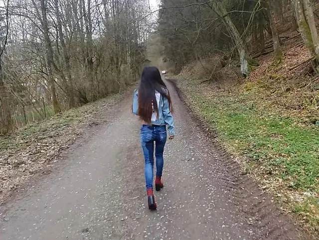 Mega versauter Jeanspiss im Freien