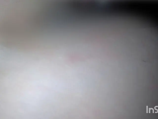 Dreckssau Pia lässt sich in die Pussy pissen