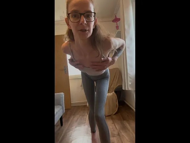 Userwunsch !!! Pissleggings für meinen Stiefbruder